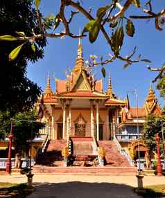 视图现代金边寺庙battambang