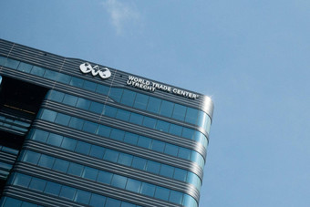 年奖学金广场utrecht荷兰4月外观utrecht世界贸易中心办公室建筑蓝色的天空
