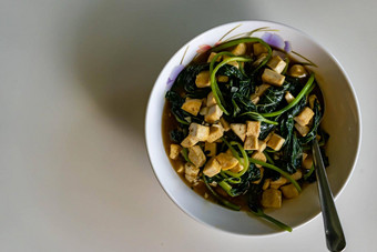 健康的菜豆腐汤蔬菜食物好健康好源蛋白质氨基酸