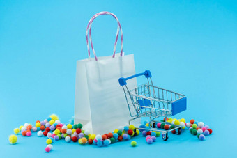 购物袋购物车出售概念购物概念在线商店购物中心出售