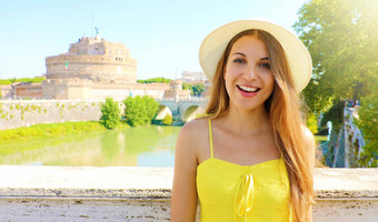 假期意大利微笑美丽的旅游女孩罗马意大利有吸引力的时尚女人城堡死亡安杰洛城堡背景