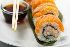 寿司我是酱汁白色碗木筷子白色表格日本食物日本海鲜寿司集寿司酒吧菜单