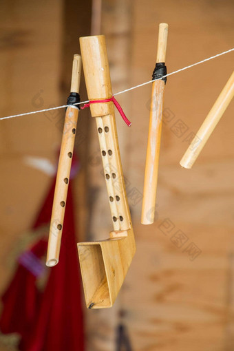 手工制作的木长笛显示