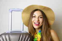 旅行者旅游女人夏天休闲衣服乘客旅行在国外旅行周末度假空气飞行旅程概念