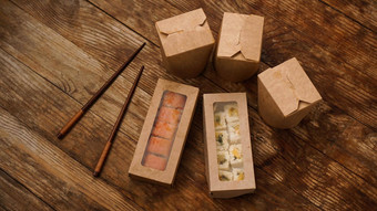 亚洲食物交付包装寿司<strong>炒菜锅</strong>食物纸容器