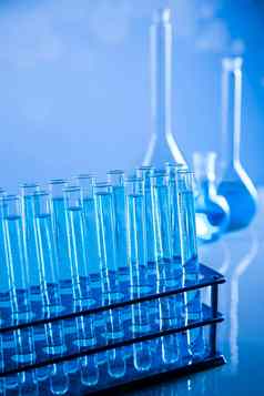 实验室烧杯科学实验蓝色的背景
