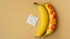 避孕套香蕉痕迹红色的口红概念避孕药