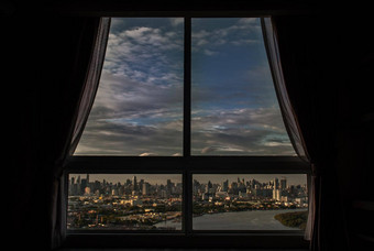 美丽的视图曼谷美丽的摩天大楼潮phraya河<strong>晚上卧室</strong>窗口