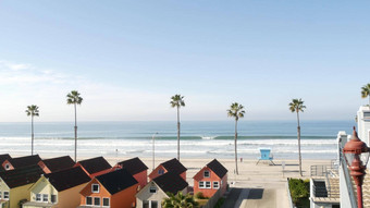 别墅海滨加州美国海滨<strong>平房</strong>海洋海滩棕榈树救生员塔