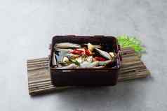 朝鲜文传统的海鲜炖肉蟹