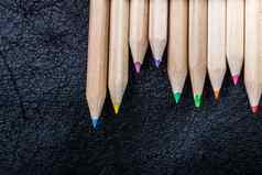 彩色的铅笔有创意的的想法概念画绘画