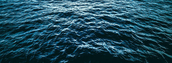 深蓝色的海洋<strong>水纹</strong>理黑暗海波背景自然环境设计