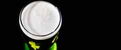 一品脱的量绿色啤酒帕特里克的一天传统的爱尔兰国家喝
