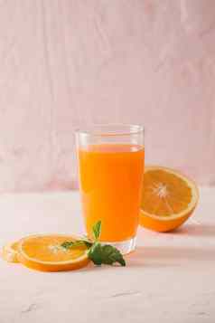 孤立的橙色汁片橙子白色背景百分比新鲜的有机甜蜜的多汁的鸡尾酒玻璃自然抗氧化剂