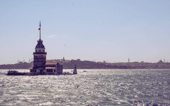 <strong>少</strong>女塔位于伊斯坦布尔