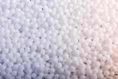 白色聚苯乙烯泡沫球背景