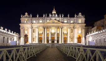 圣彼得教堂梵蒂冈城市照亮晚上杰作<strong>米开朗基罗</strong>贝尔尼尼