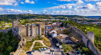 空中视图历史围墙小镇obidos日落里斯本葡萄牙空中拍摄obidos中世纪的小镇葡萄牙空中视图中世纪的堡垒obidos葡萄牙