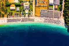 美丽的水晶清晰的Azure水antisamos海滩凯法利尼亚岛岛希腊美丽的海湾antisamos海滩凯法利尼亚岛岛爱奥尼亚岛巨头症antisamos海滩希腊