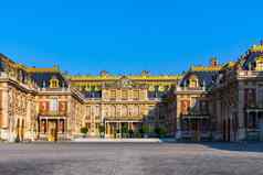 凡尔赛法国7月头主要入口凡尔赛宫凡尔赛法国凡尔赛宫入口象征王路易十四权力法国