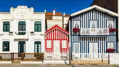 街色彩斑斓的房子科斯塔新星唤作葡萄牙街条纹房子科斯塔新星唤作葡萄牙外墙色彩斑斓的房子科斯塔新星唤作葡萄牙
