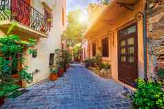 街小镇有关克里特岛希腊迷人的街道希腊岛屿克里特岛美丽的街有关克里特岛岛希腊夏天景观有关街克里特岛岛希腊