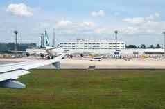 法兰克福机场德国联邦表达美联储排序得宝波音公司机场法兰克福机场最繁忙的机场乘客交通德国最繁忙的欧洲