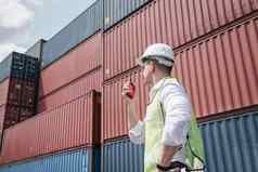 容器物流航运管理运输行业运输工程师管理控制步行式有声电影容器船厂业务货物船进口出口工厂物流