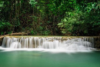 淮河美Khamin瀑布深热带热带雨林诗娜卡琳大坝国家公园泰国