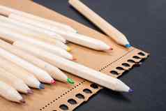 集彩色的铅笔彩色的铅笔画颜色