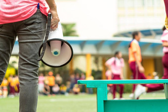曼谷泰国1月<strong>学校</strong>的<strong>年度</strong>体育事件小学学生女孩教练椅子球体育匹配