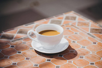 热喝玻璃<strong>早餐时间</strong>咖啡可可休闲大气感觉放松温暖的