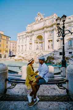 特莱维喷泉罗马意大利城市旅行罗马夫妇城市旅行罗马视图特莱维喷泉罗马意大利