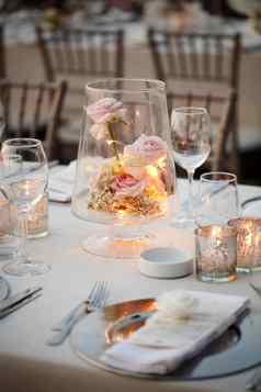 婚礼客人餐厅表格装饰婚礼仪式晚餐