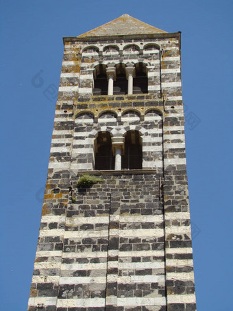 罗马式钟楼