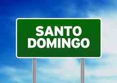绿色路标志圣人星期天多米尼加共和国