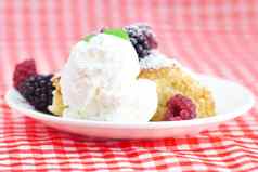 蛋糕糖衣冰淇淋树莓黑莓薄荷