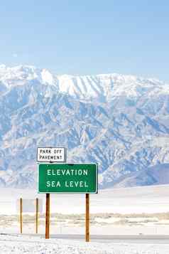 海拔高度海水平标志死亡谷国家公园加州