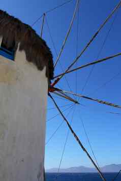 风车阳光明媚的米克诺斯希腊基克拉迪群岛