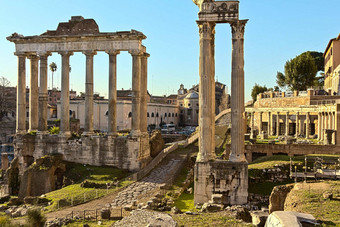 古老的罗马废墟