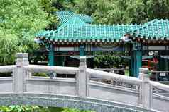 中国人传统的花园桥
