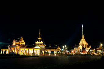 thailand-april泰国人参观了曼谷泰国4月皇家火葬皇家殿下公主bejaratana4月萨南銮泰国