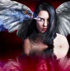 天使愤怒的女孩燃烧眼睛血水反射