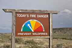 火危险路边标志科罗拉多州