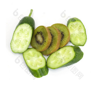 切片黄瓜猕猴桃水果白色背景
