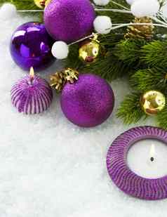 圣诞节紫罗兰色的装饰