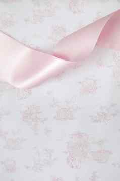 粉红色的花边纺织细节