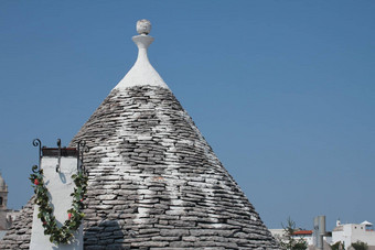 屋顶蹲监狱传统的阿普利亚区的干石头小屋