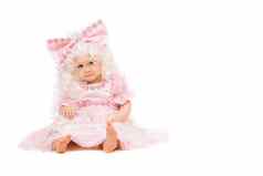 婴儿女孩粉红色的衣服孤立的