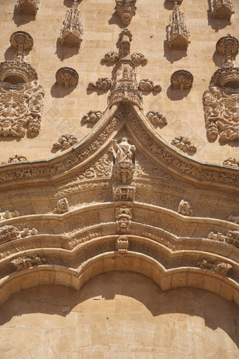 雕刻外观萨拉曼卡大教堂